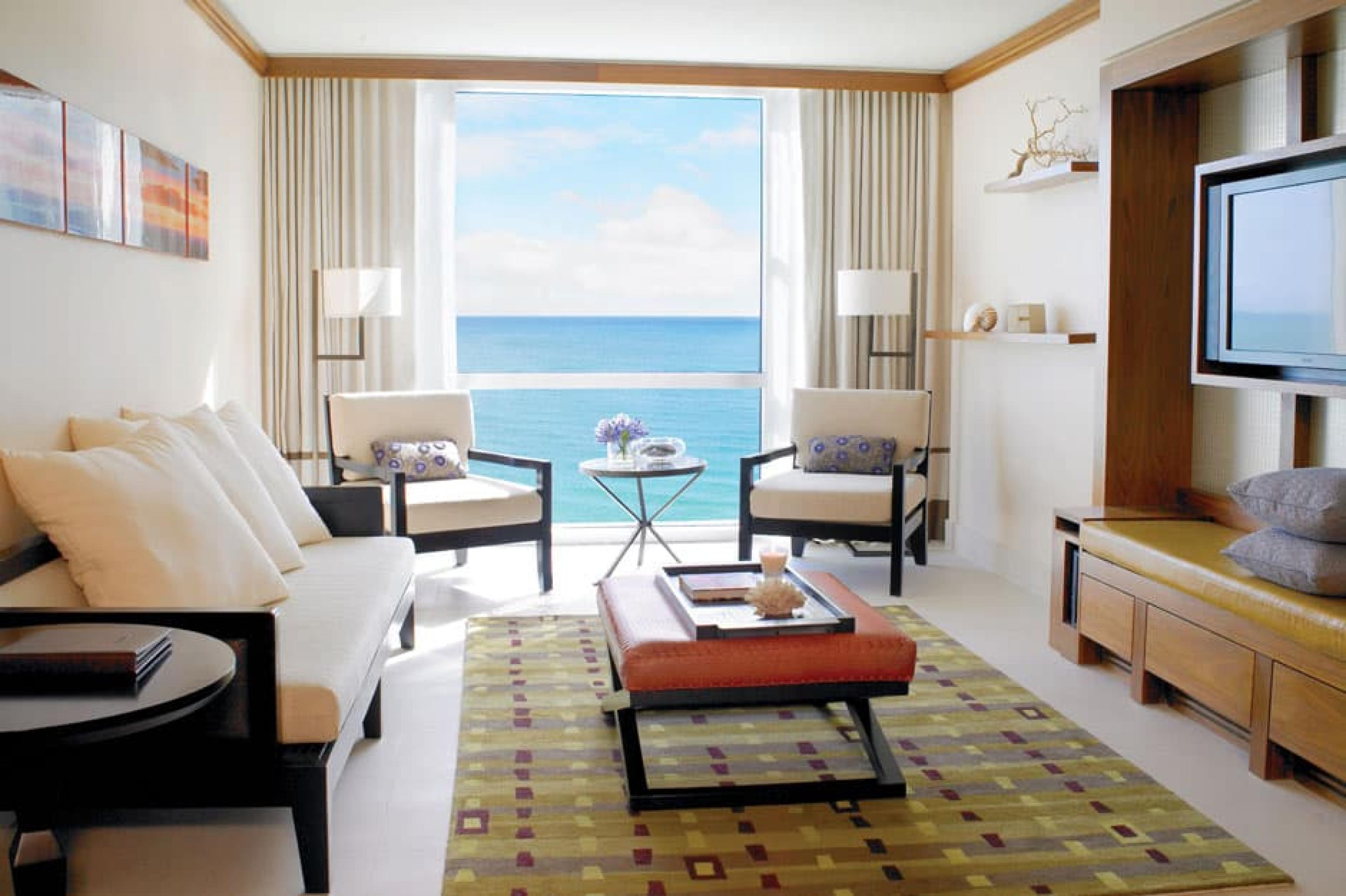 View from Lounge - Carillon Hotel & Spa, Miami, Florida