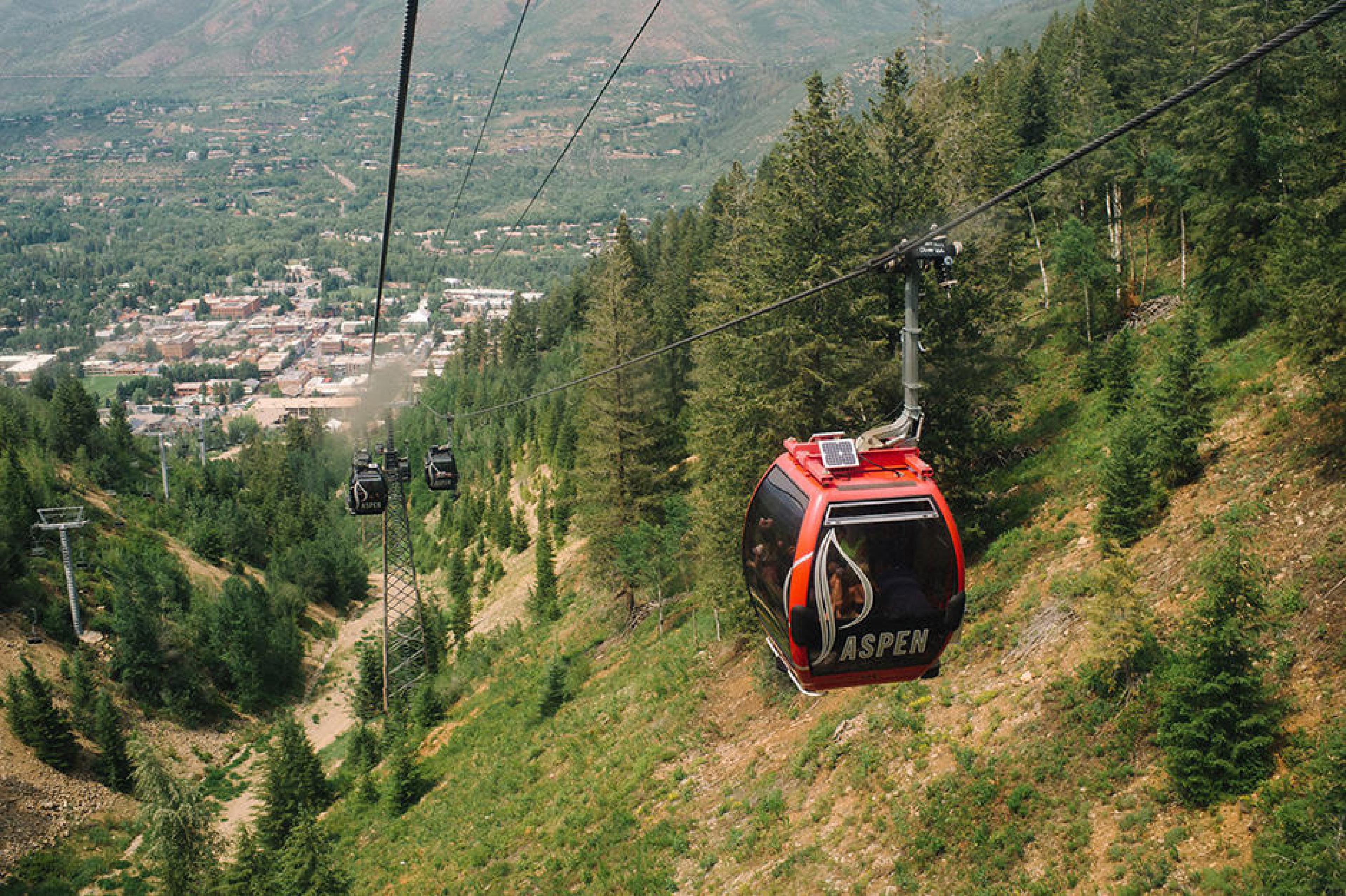 Gondola at Silver Queen Gondola, Aspen, American West - Courtesy Aspen Skiing Company