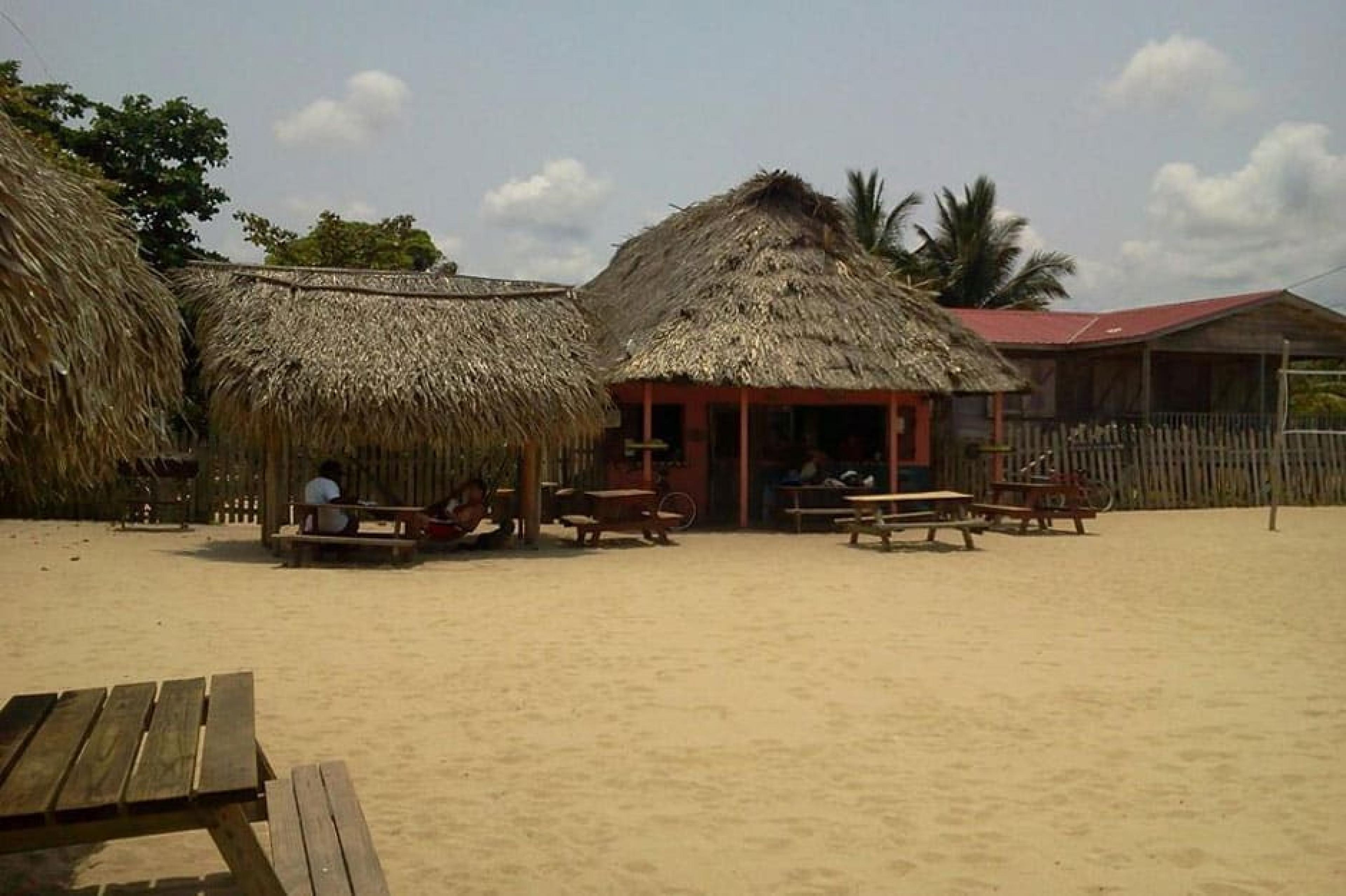 Exterior View - Driftwood Beach Bar & Pizza Shack, Belize