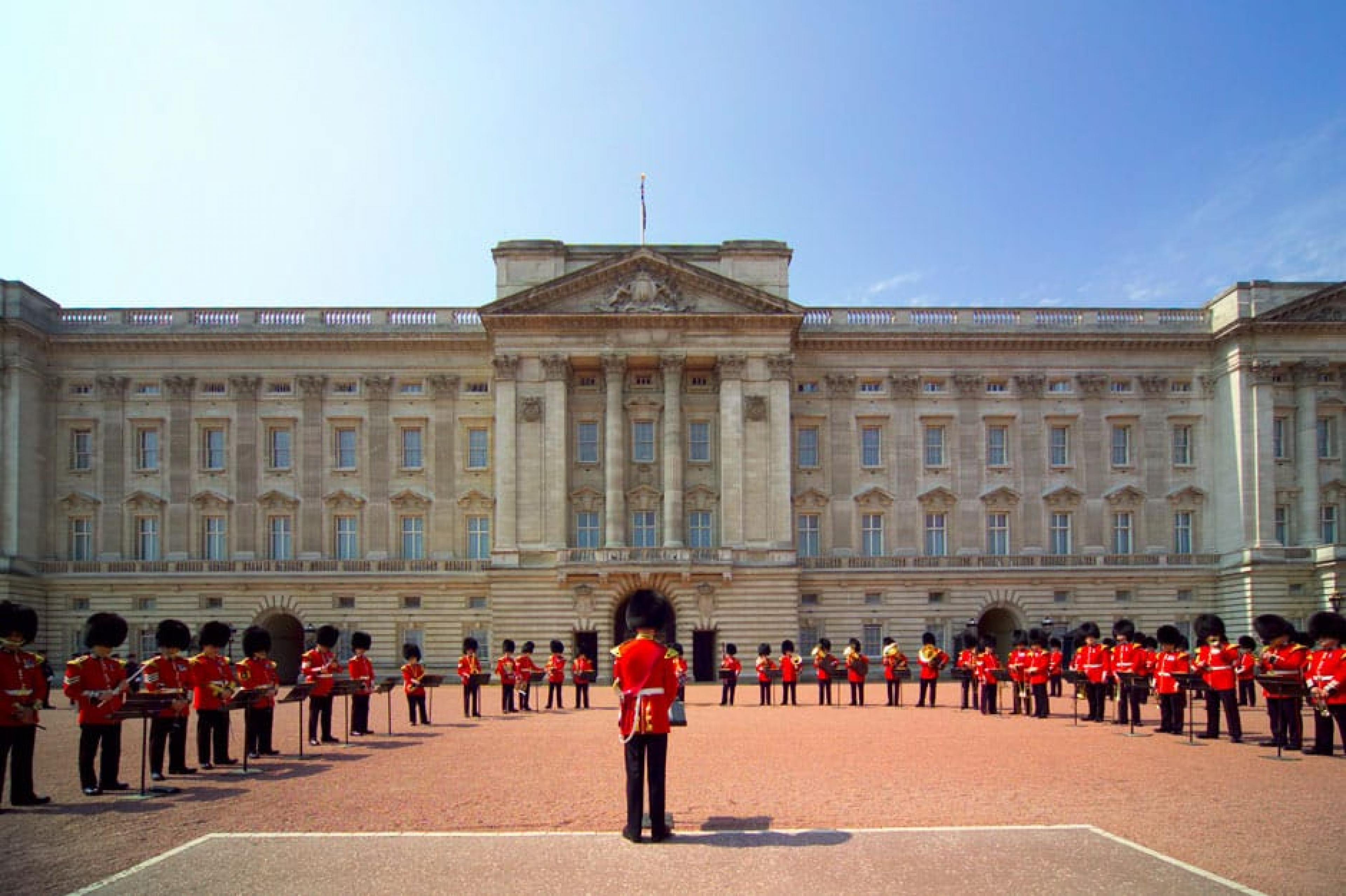 Palace at Indagare Tour: Buckingham Palace  ,London, England