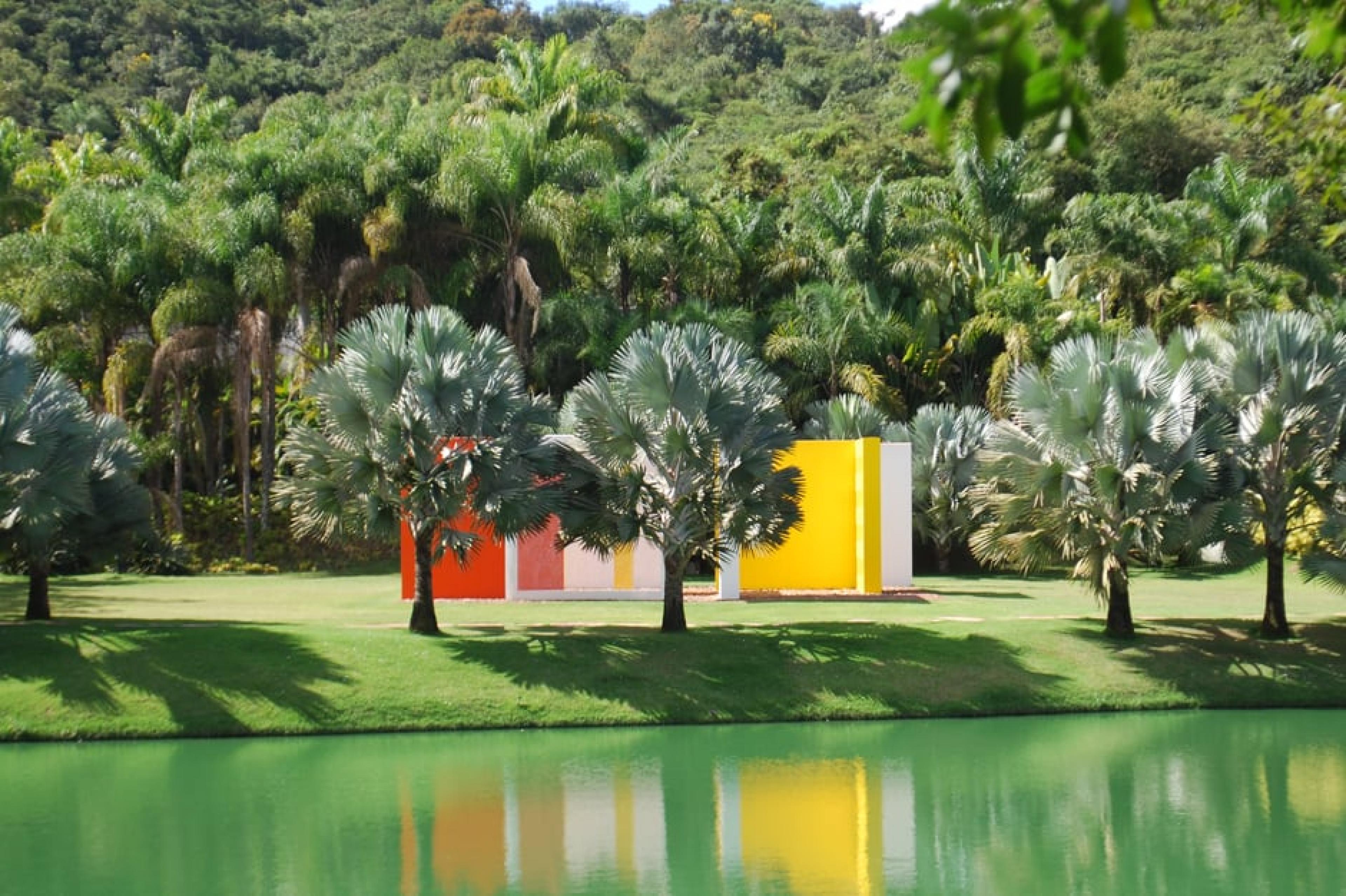 Helio Oiticica pavilion at Inhotim, Brazil
