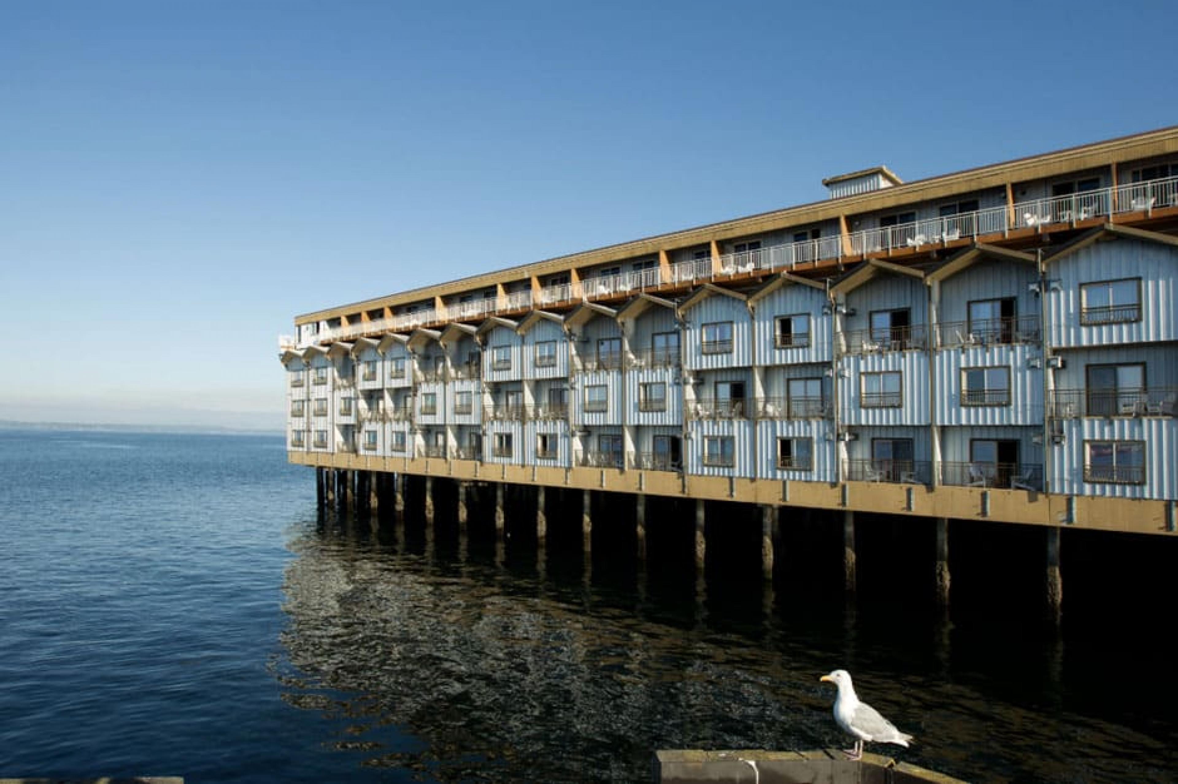 Aerial View : The Edgewater, Seattle, Pacific Northwest