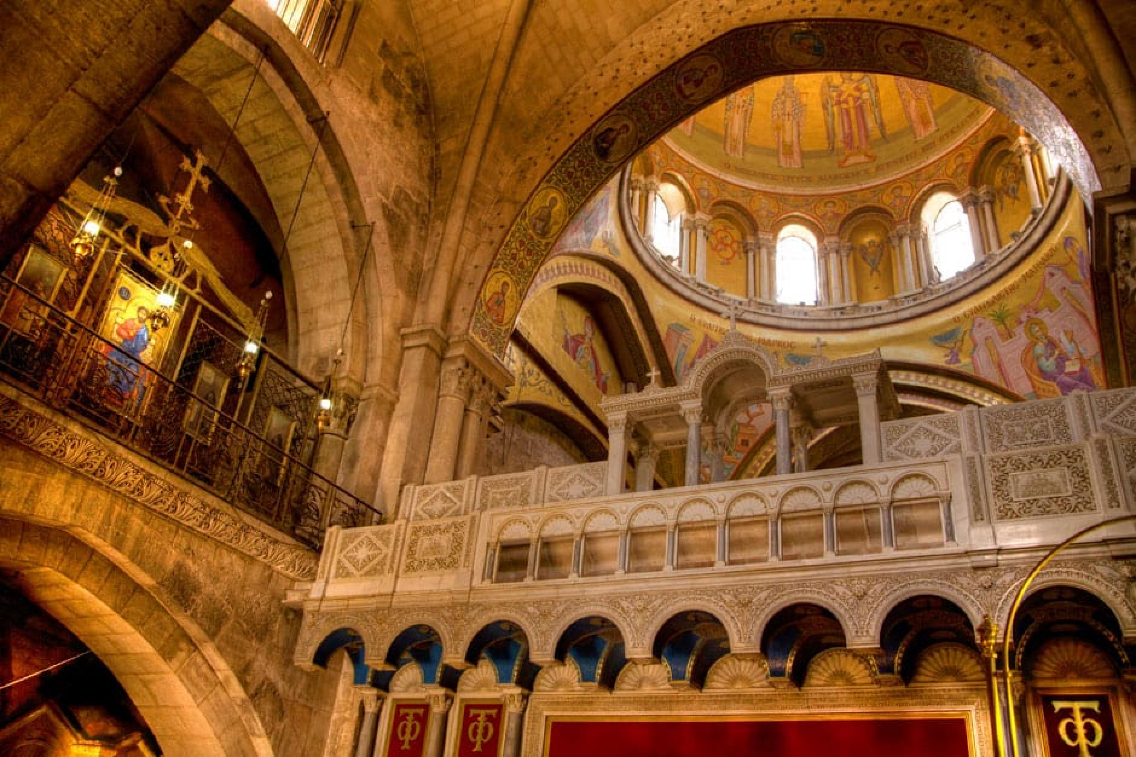 Interior View - Church of the Holy Sepulchre,Jerusalem, Israel - Courtesy of the Israeli Ministry of Tourism