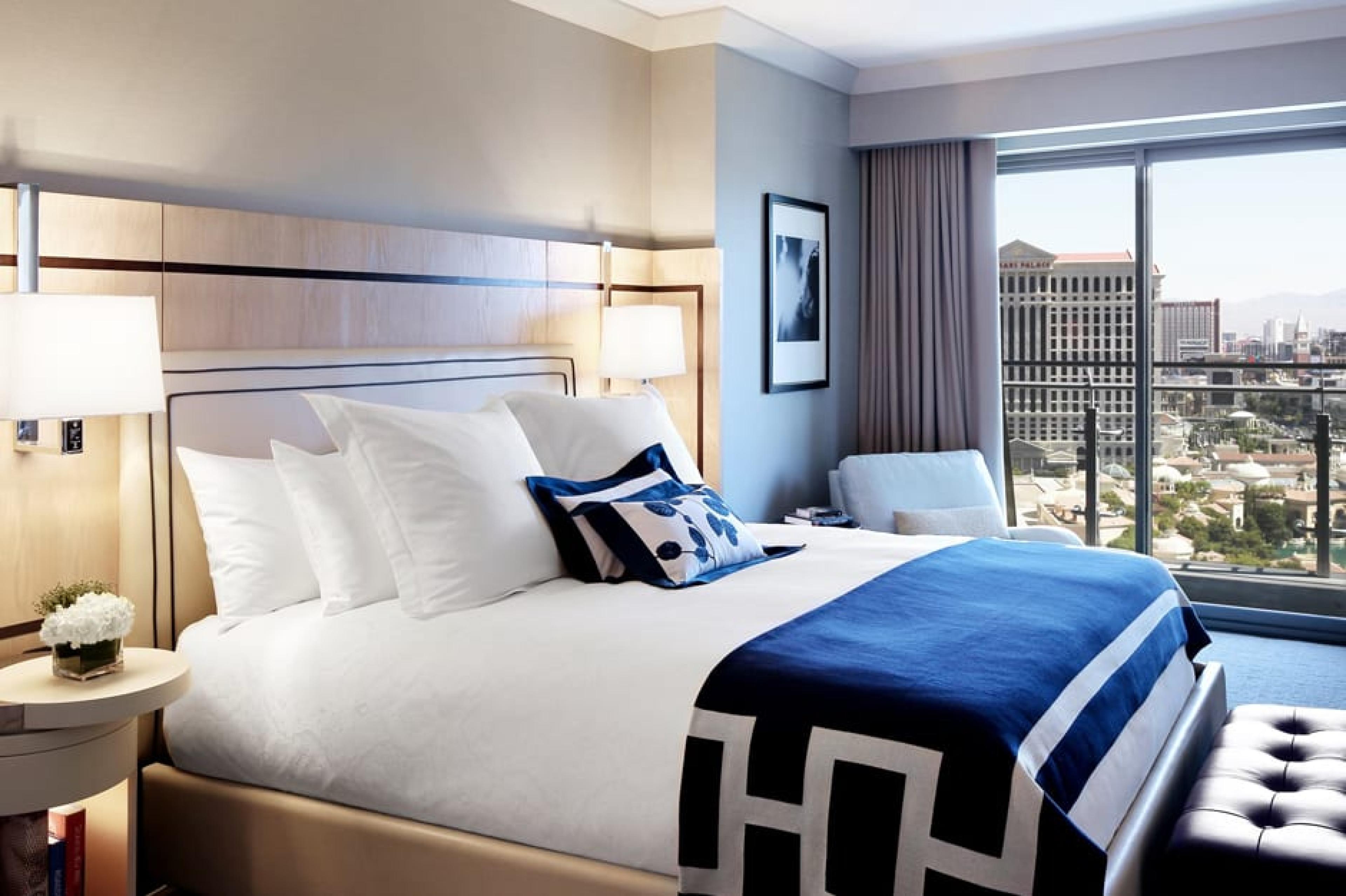 Bedroom at The Cosmopolitan of Las Vegas, American West