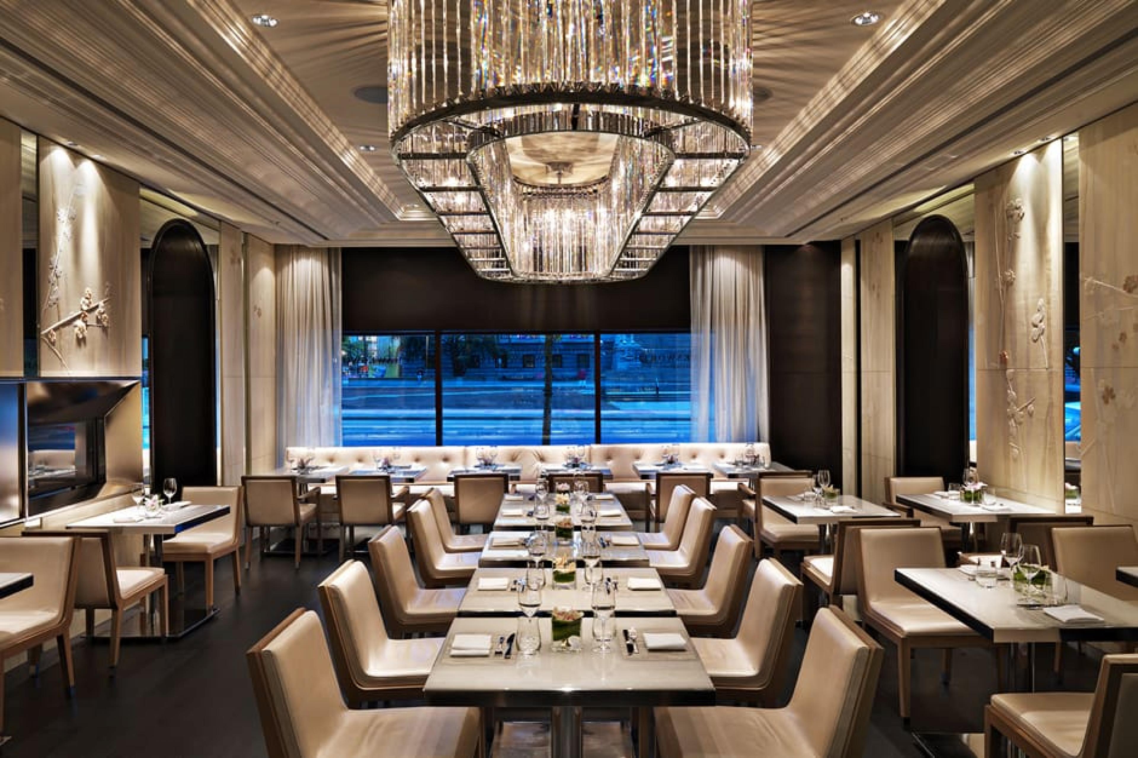 Dinning Area at Hawksworth Restaurant, Vancouver, Canada