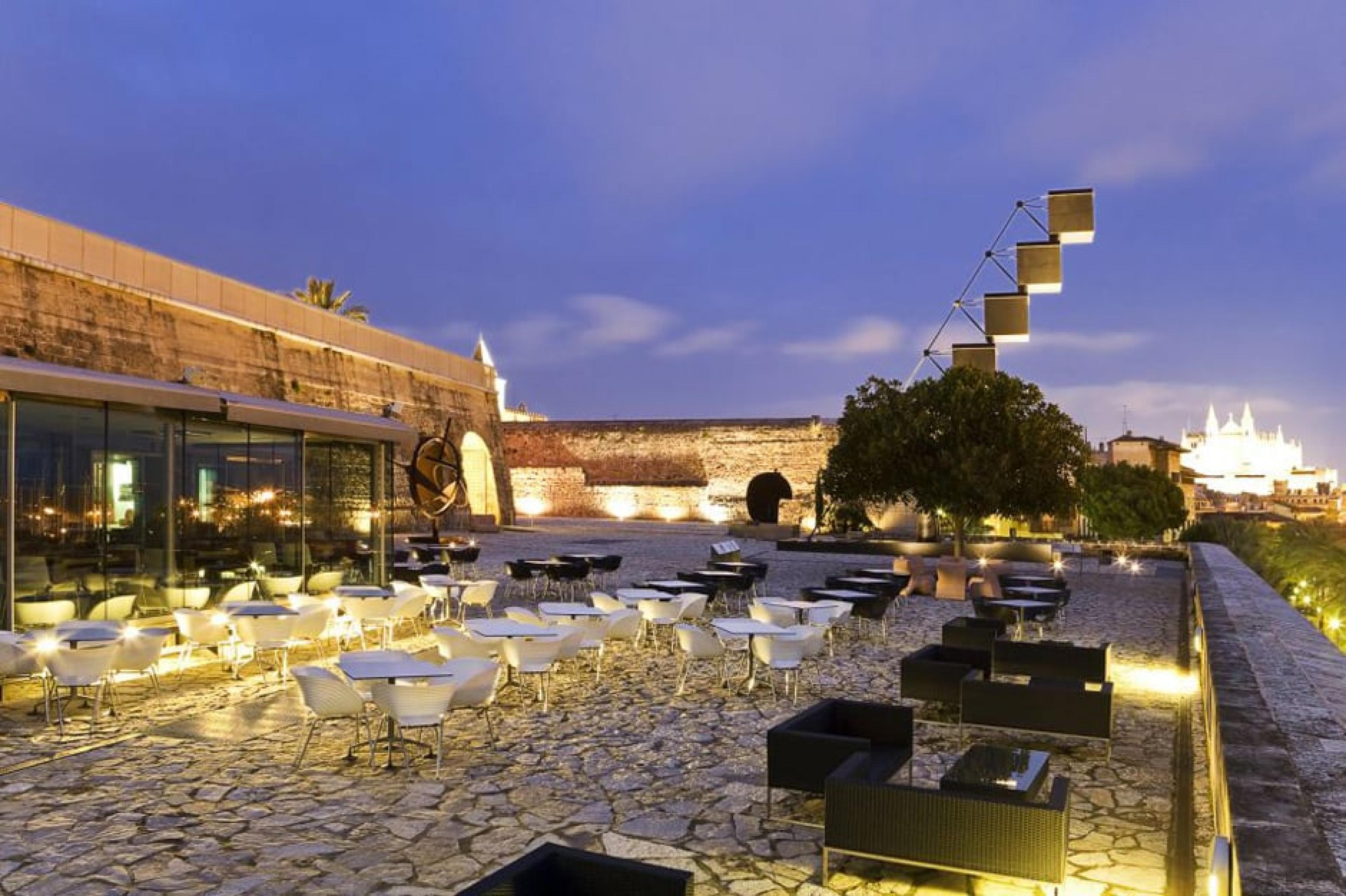 Outdoor dining - The Es Baluard’s Café-Restaurant, Mallorca, Spain