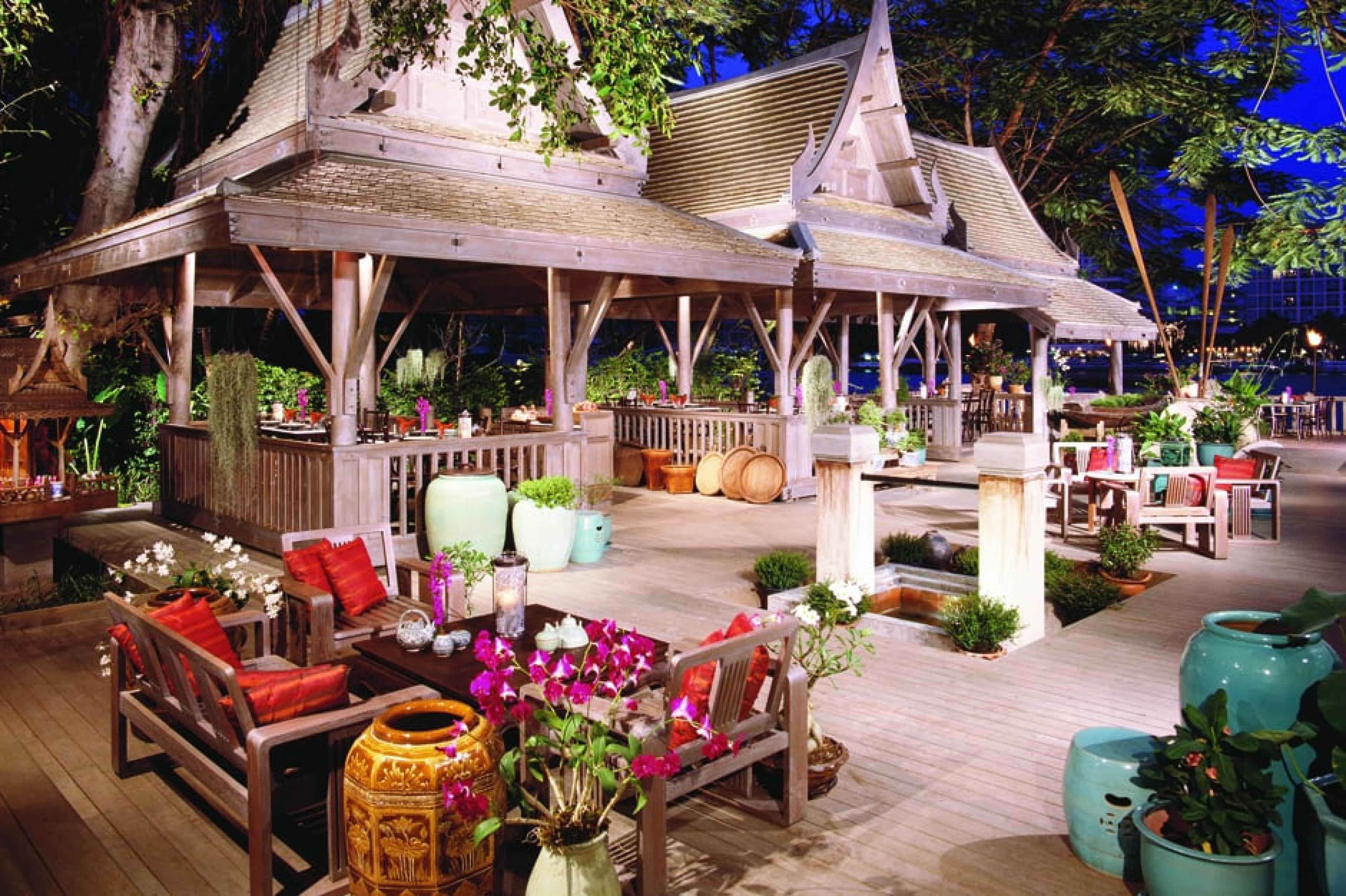 Outdoor Dining at Thiptara, Bangkok, Thailand