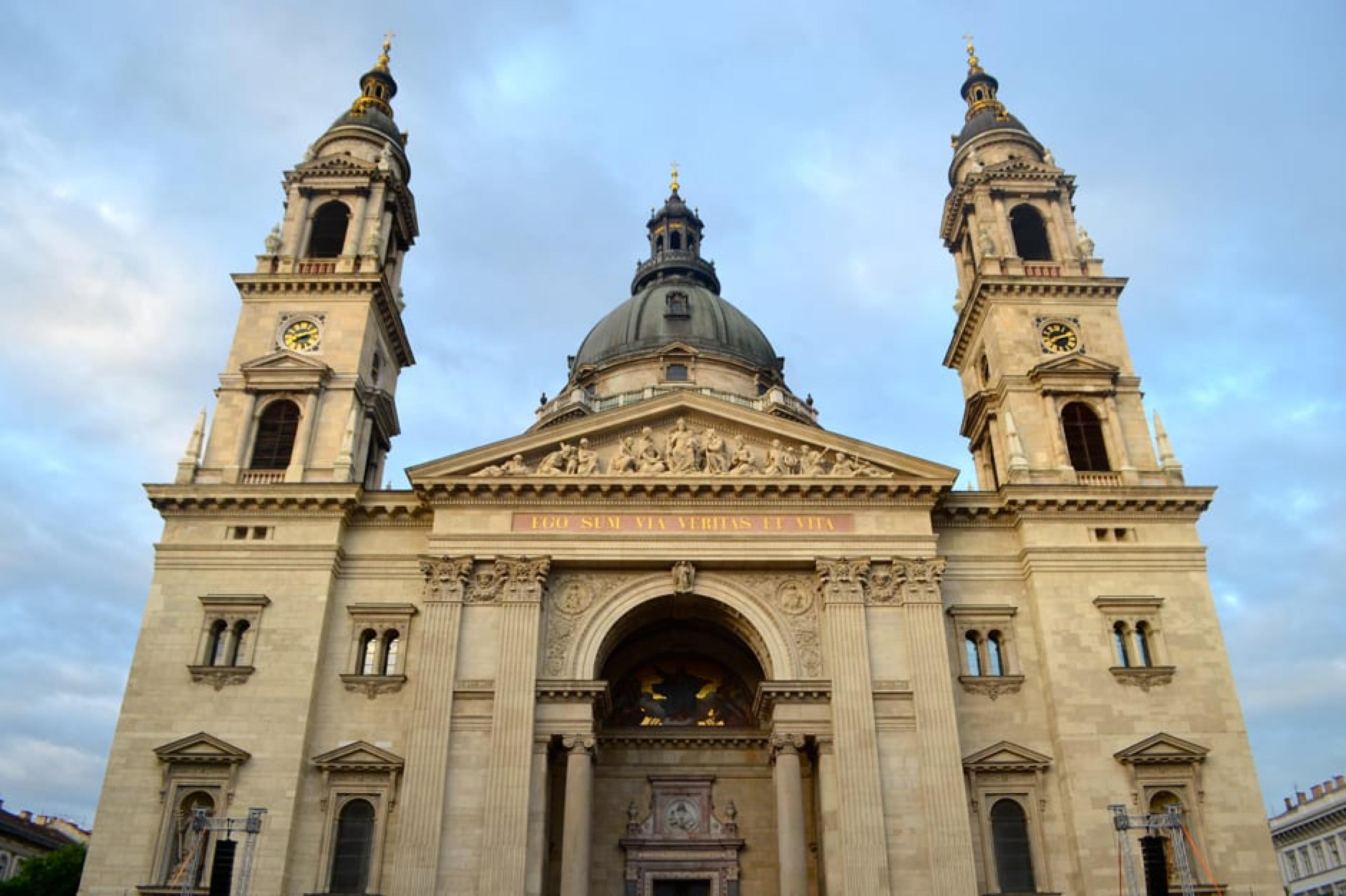 Exterior View - Indagare Tours: St. Stephen’s Basilica,Budapest, Hungary