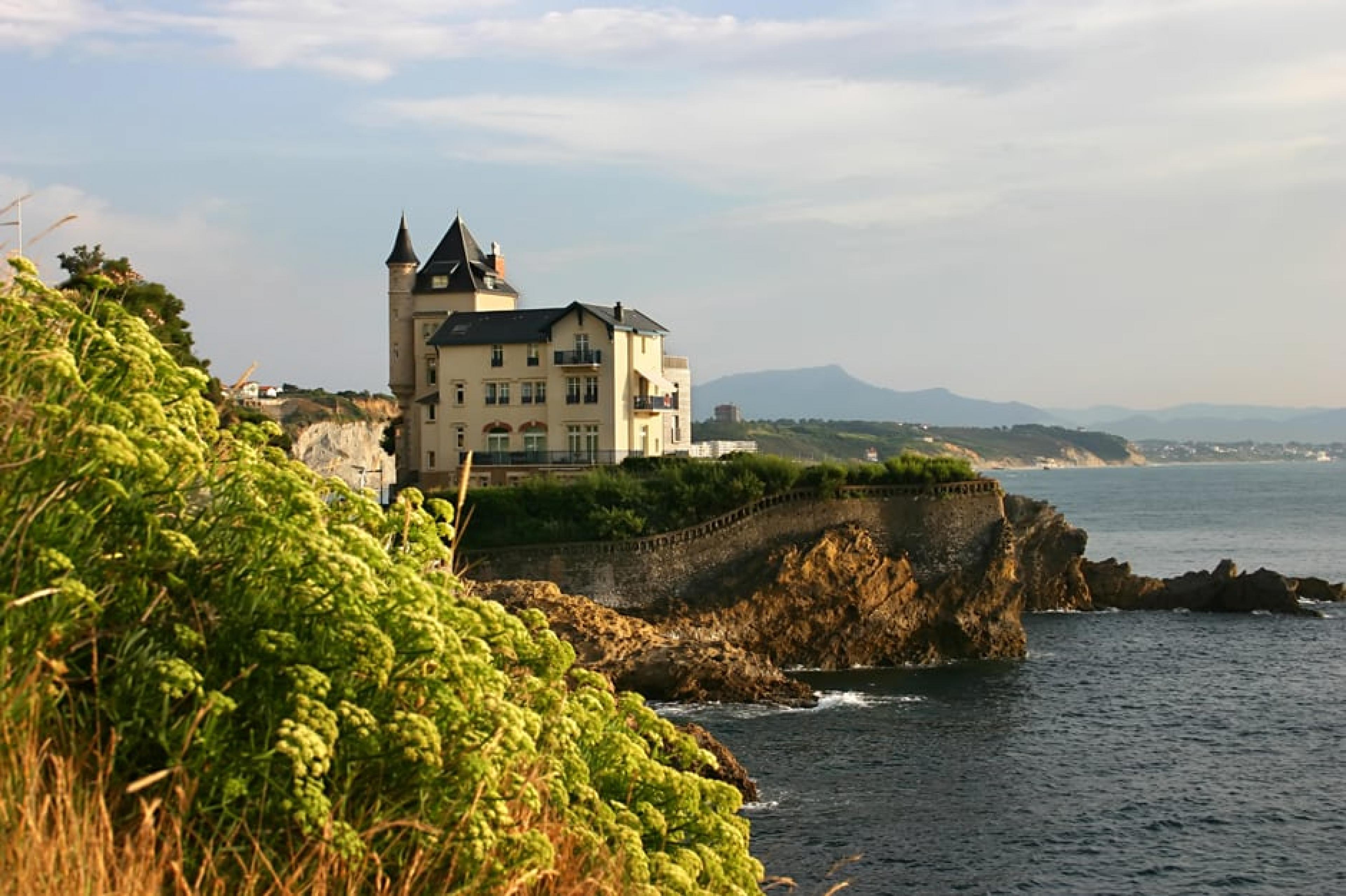 Sea View - Indagare Tour: Classic Biarritz  , Pays Basque, France