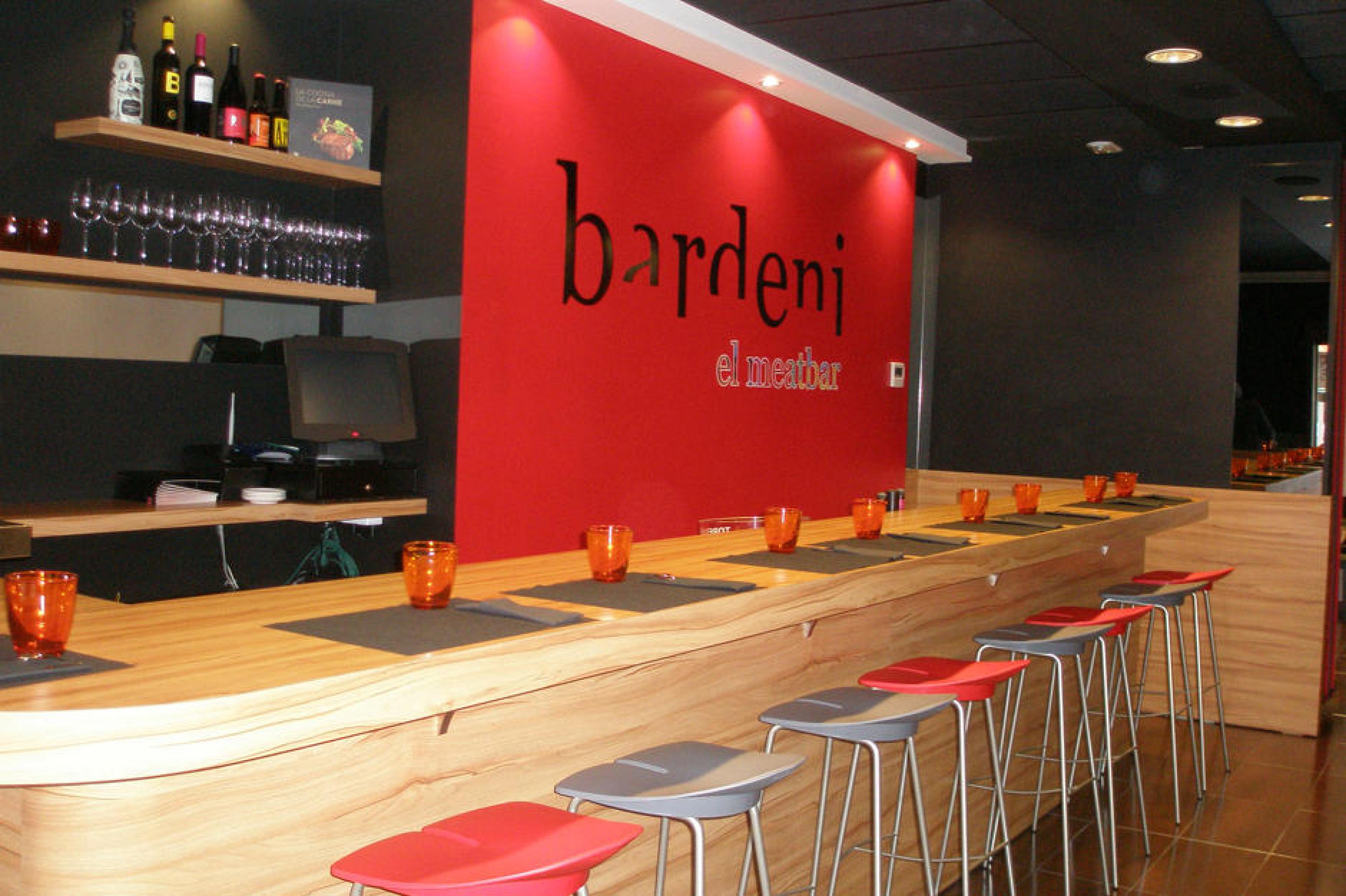 Bar at Bardeni el Meatbar, Barcelona, Spain