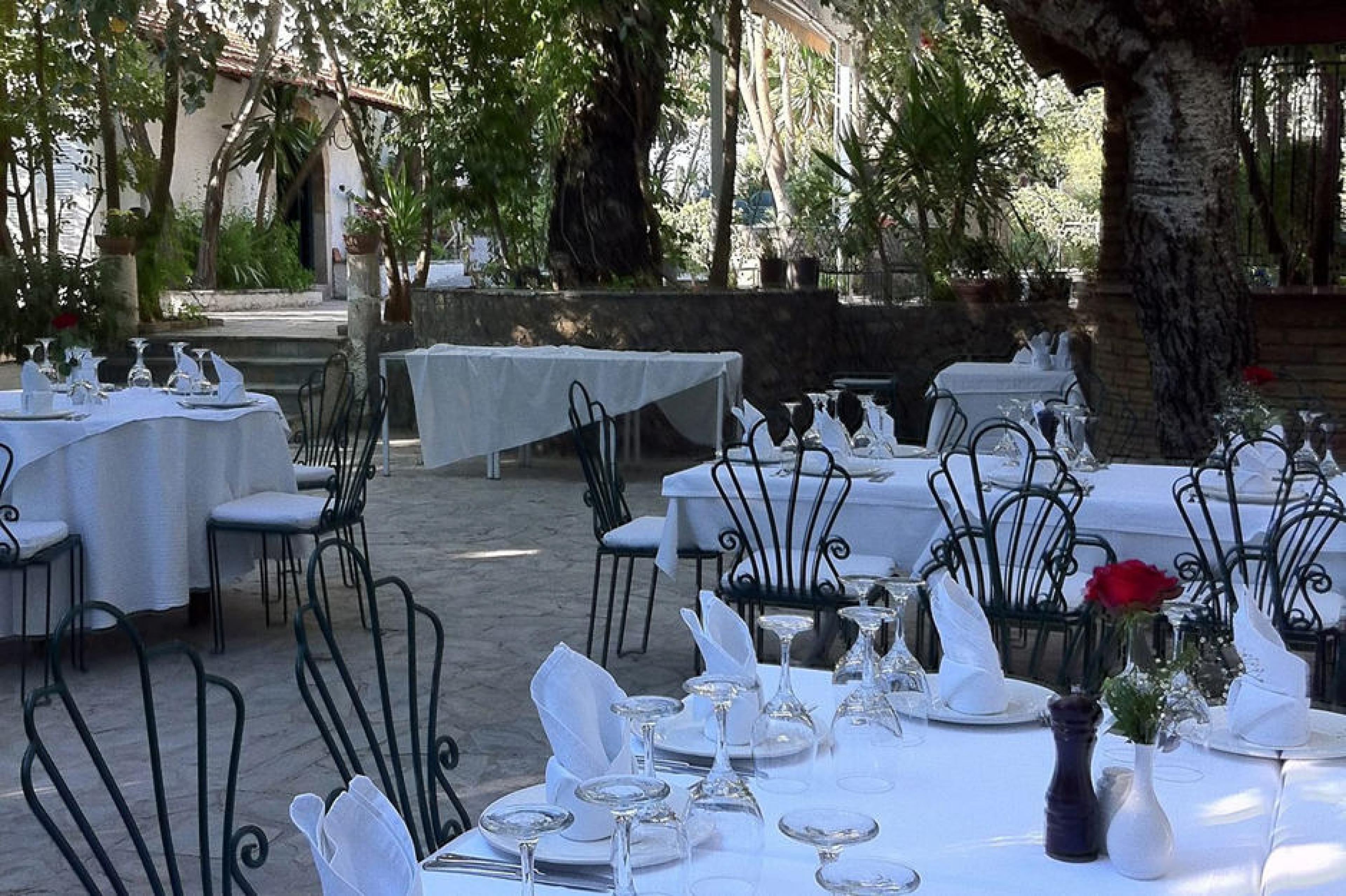 Dinning Area at Spyros & Vasilis, Corfu, Greece