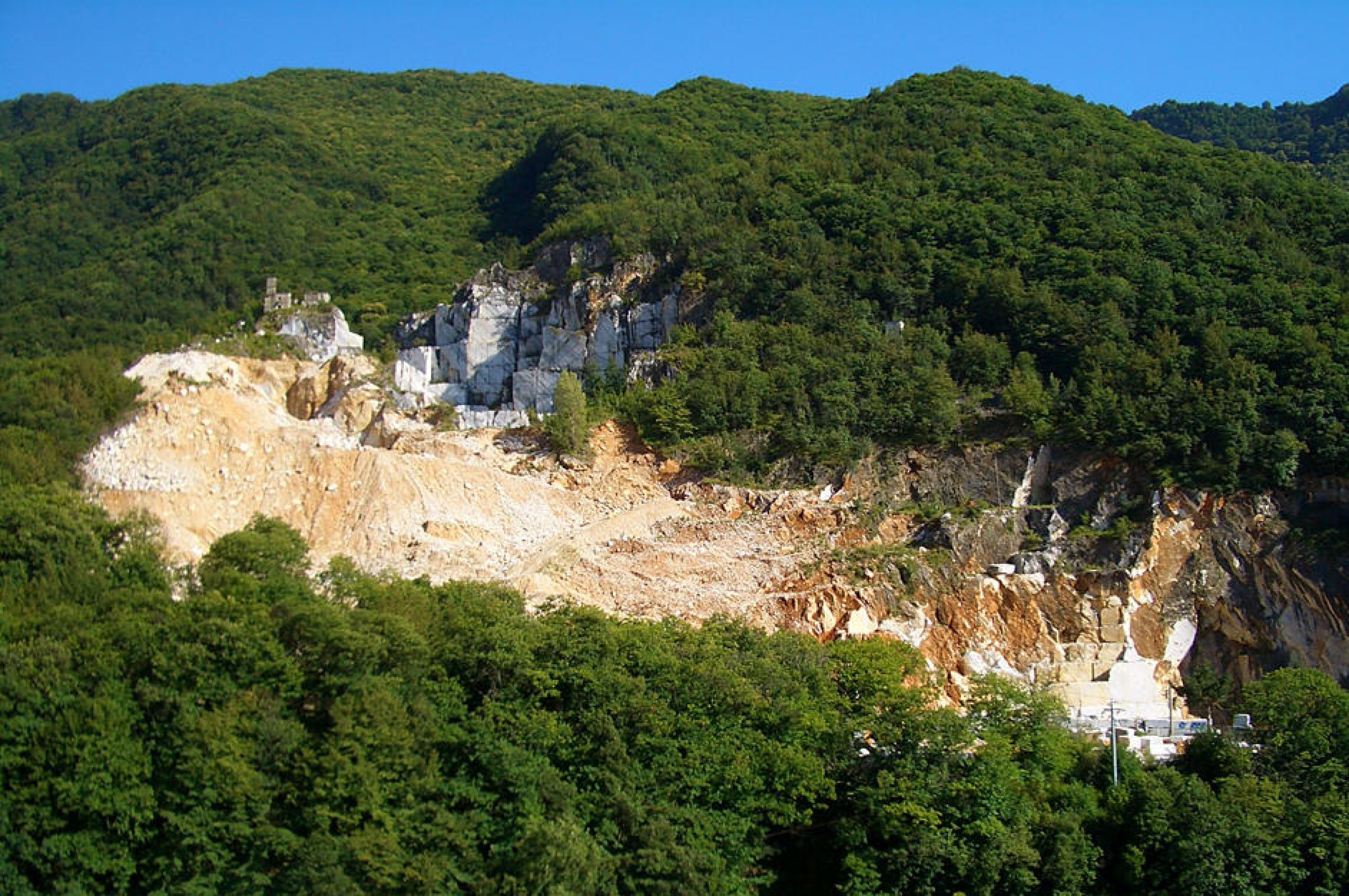 Beautiful Landscape at Day Trips: Carrara Marble Quarries , Forte dei Marmi, Italy - Courtesy V. Menkov