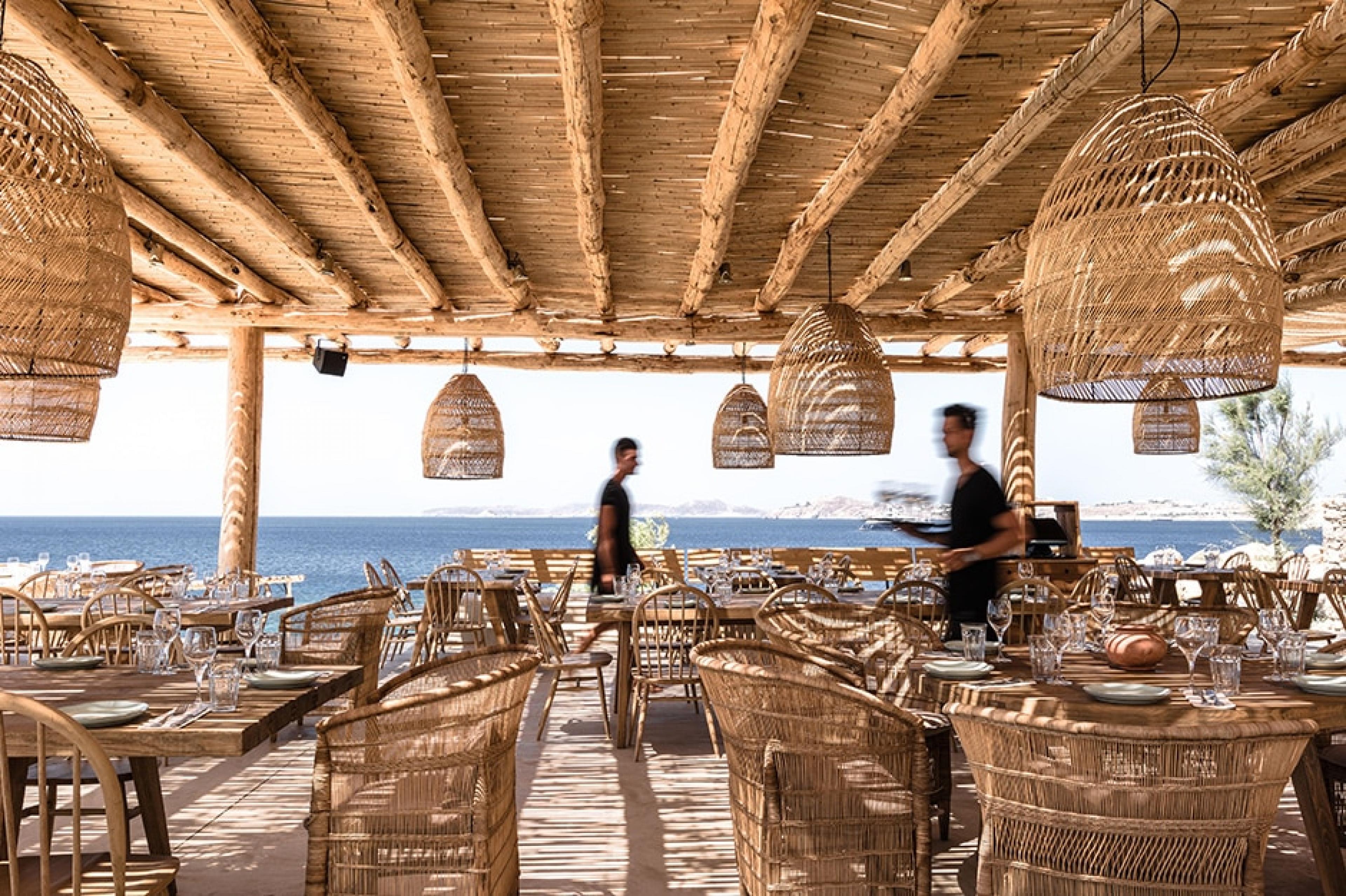 beach club restaurant wih rattan furniture
