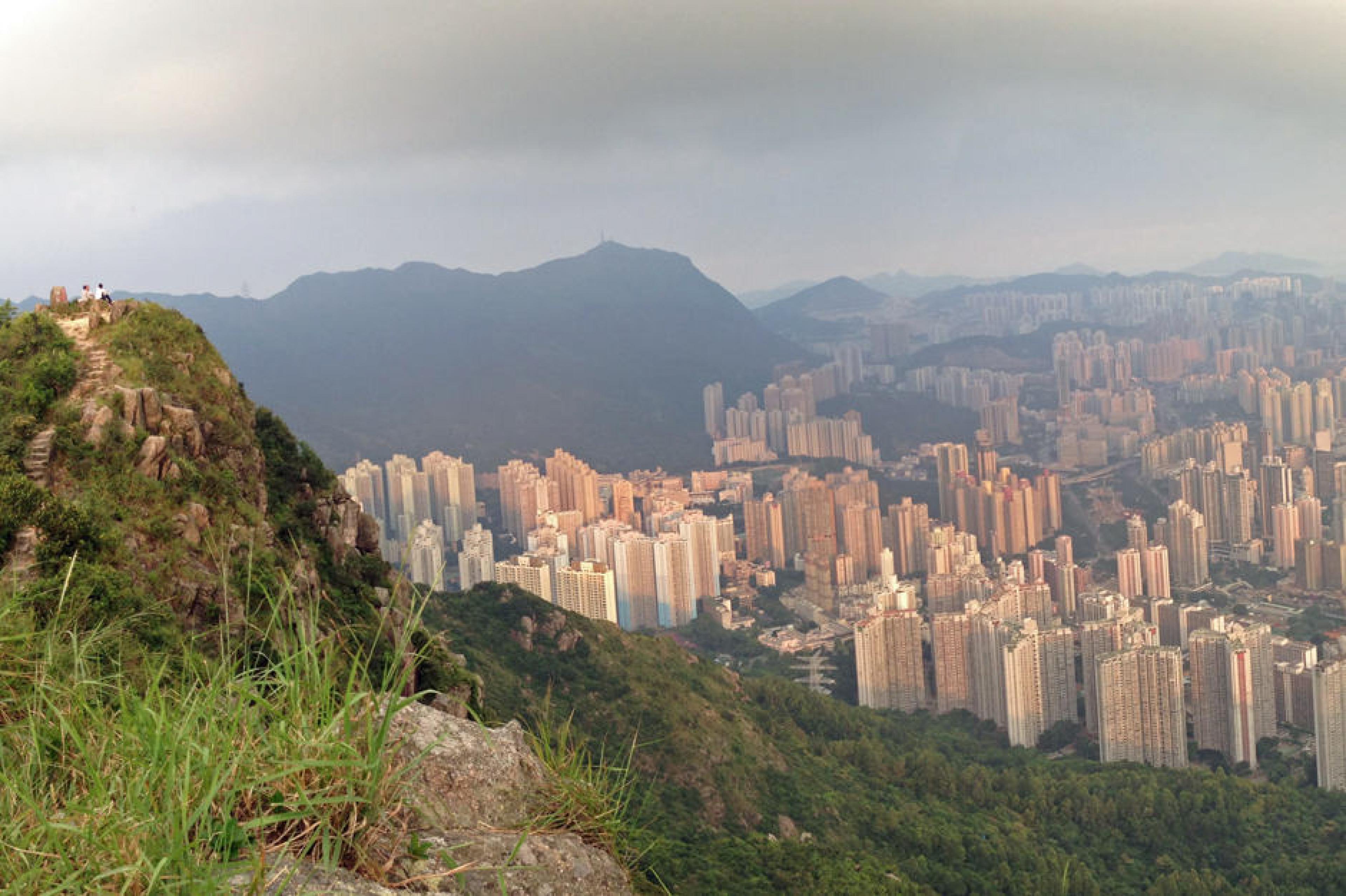 Hill View - Lions Rock Hill Hike , Hong Kong, China