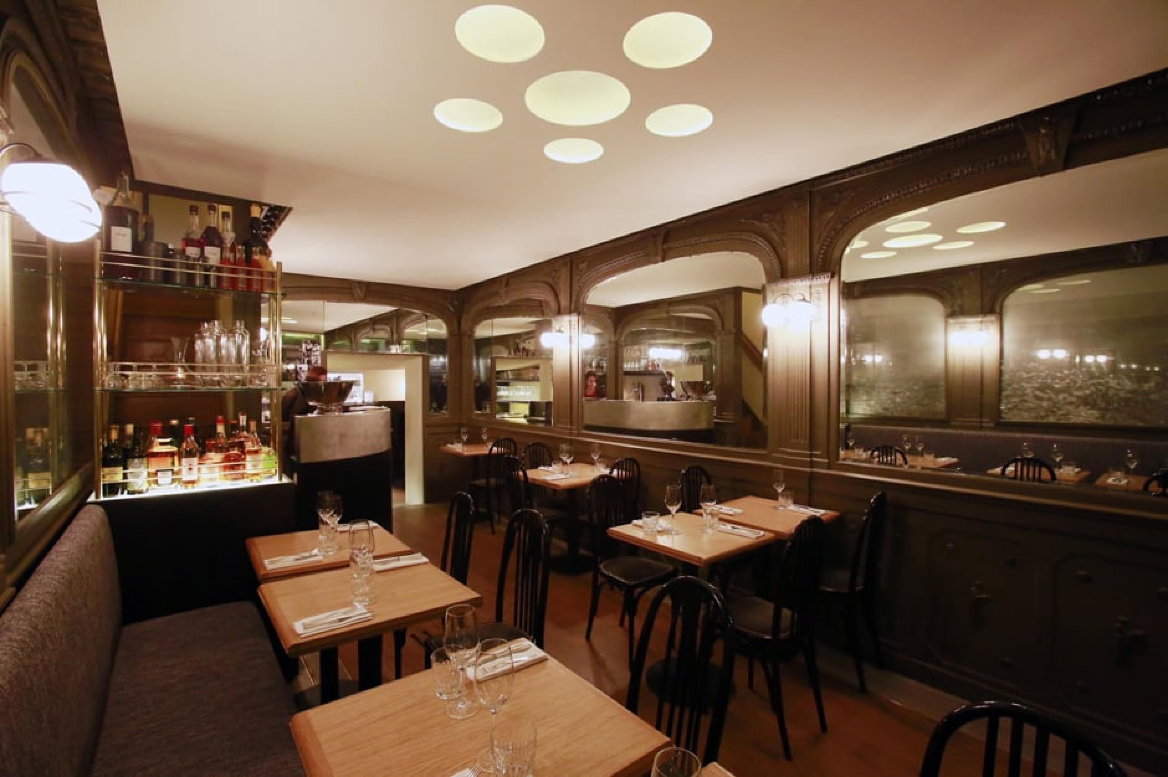 Dinning Area at La Bourse et La Vie, Paris, France