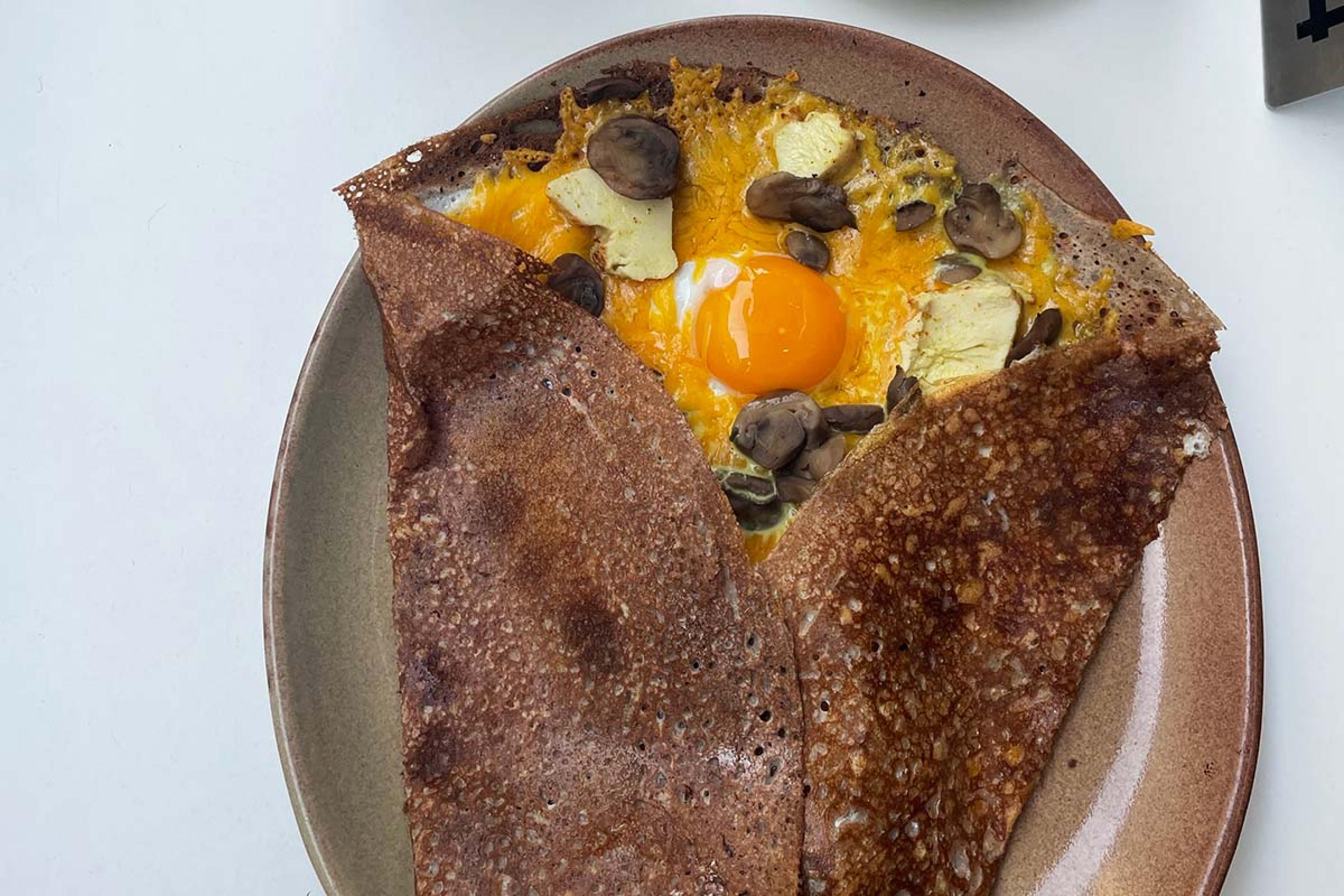 crepe with cheese, egg and mushrooms