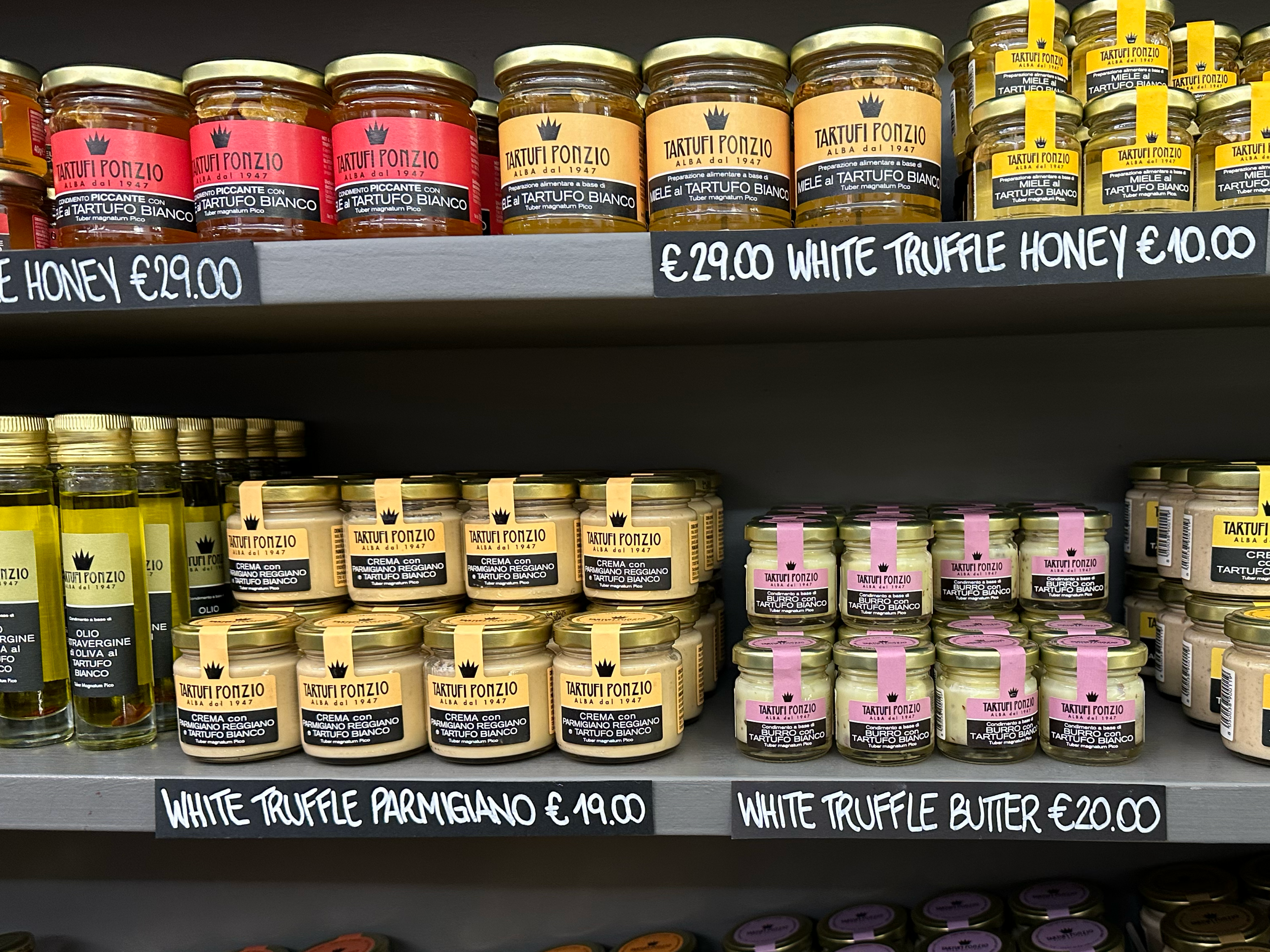 Truffle products for sale in Italy