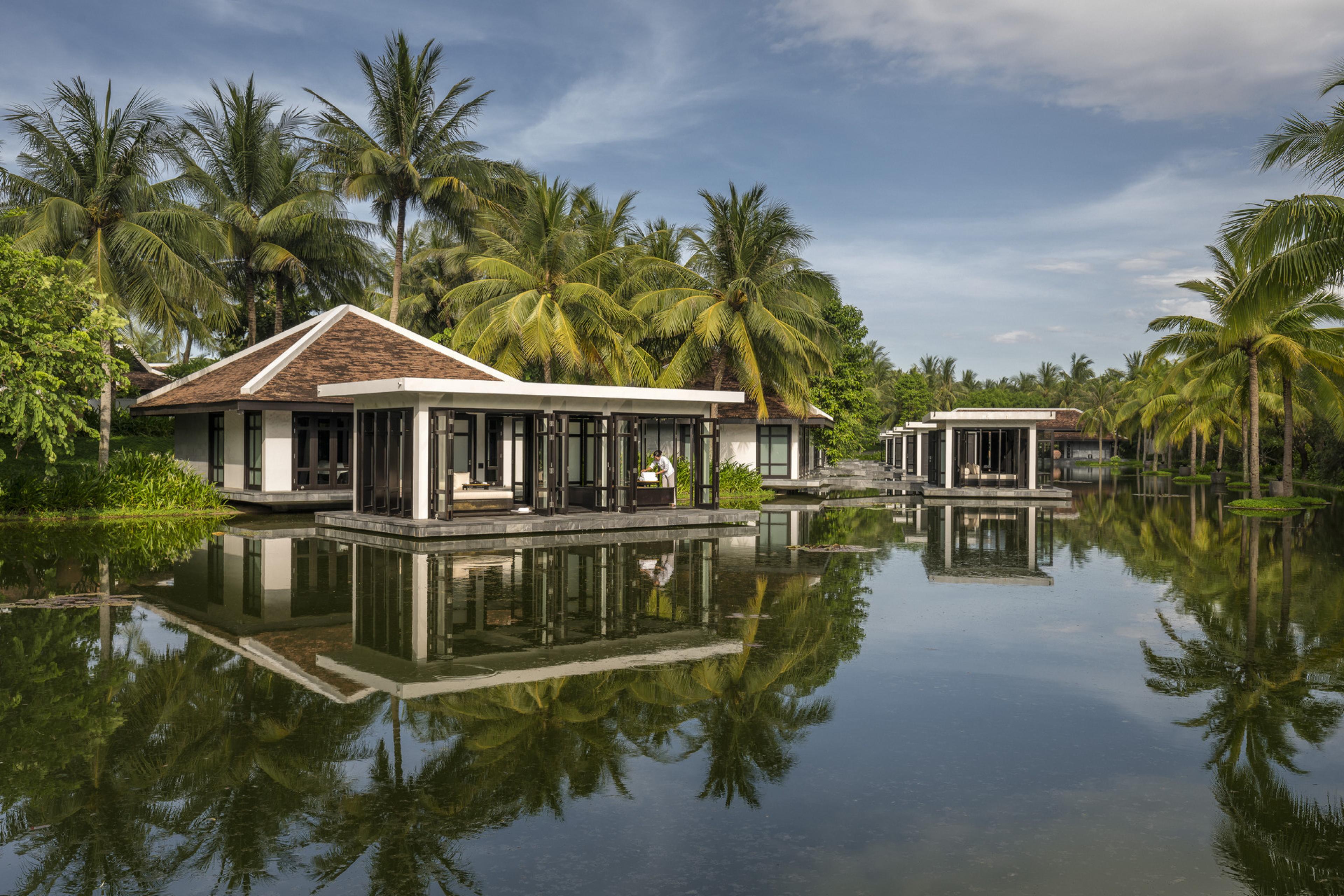 villas on water