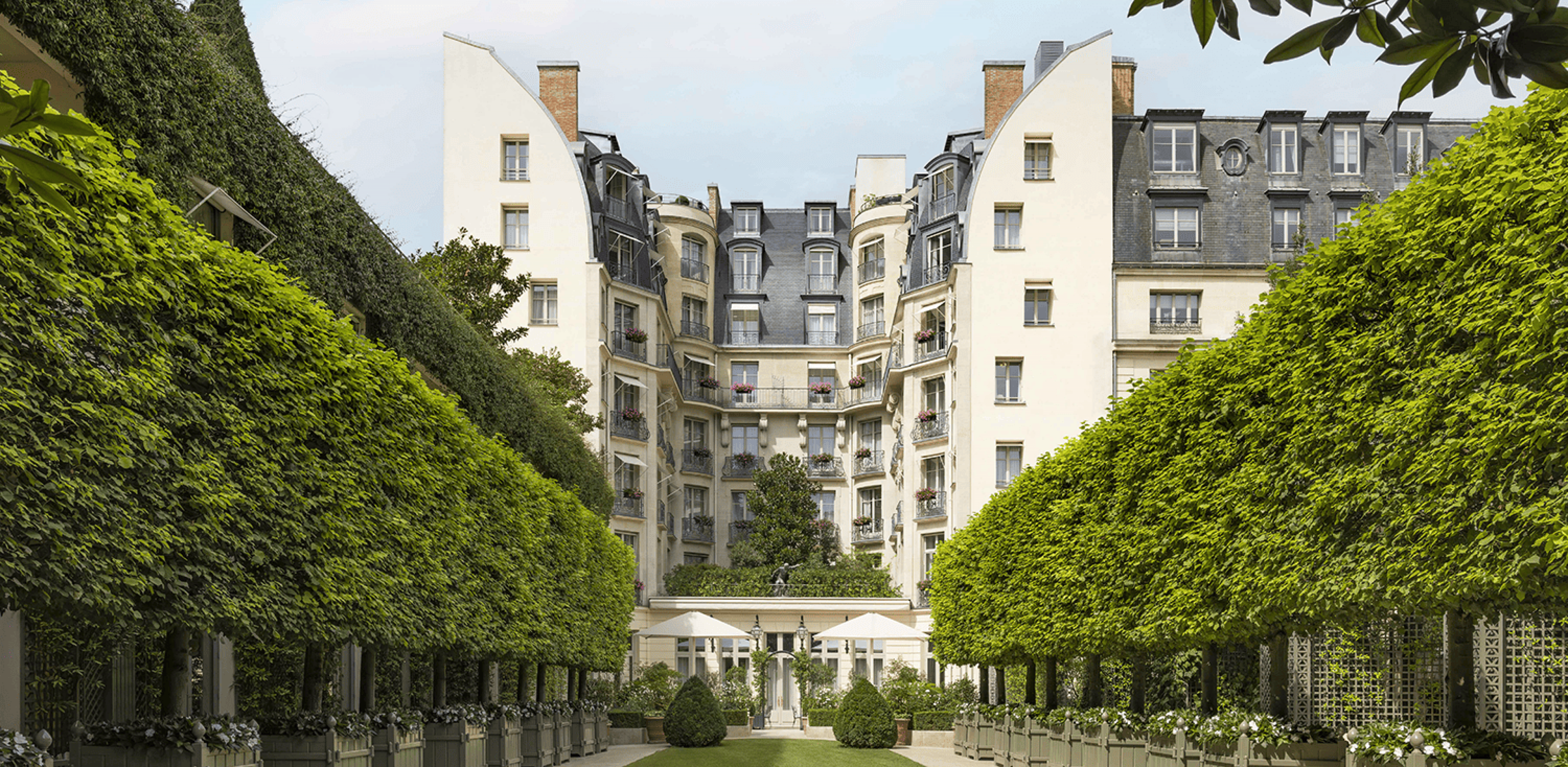 Image Ritz-Paris-Grand-Jardin-Vue-cote-Cambon-2-1