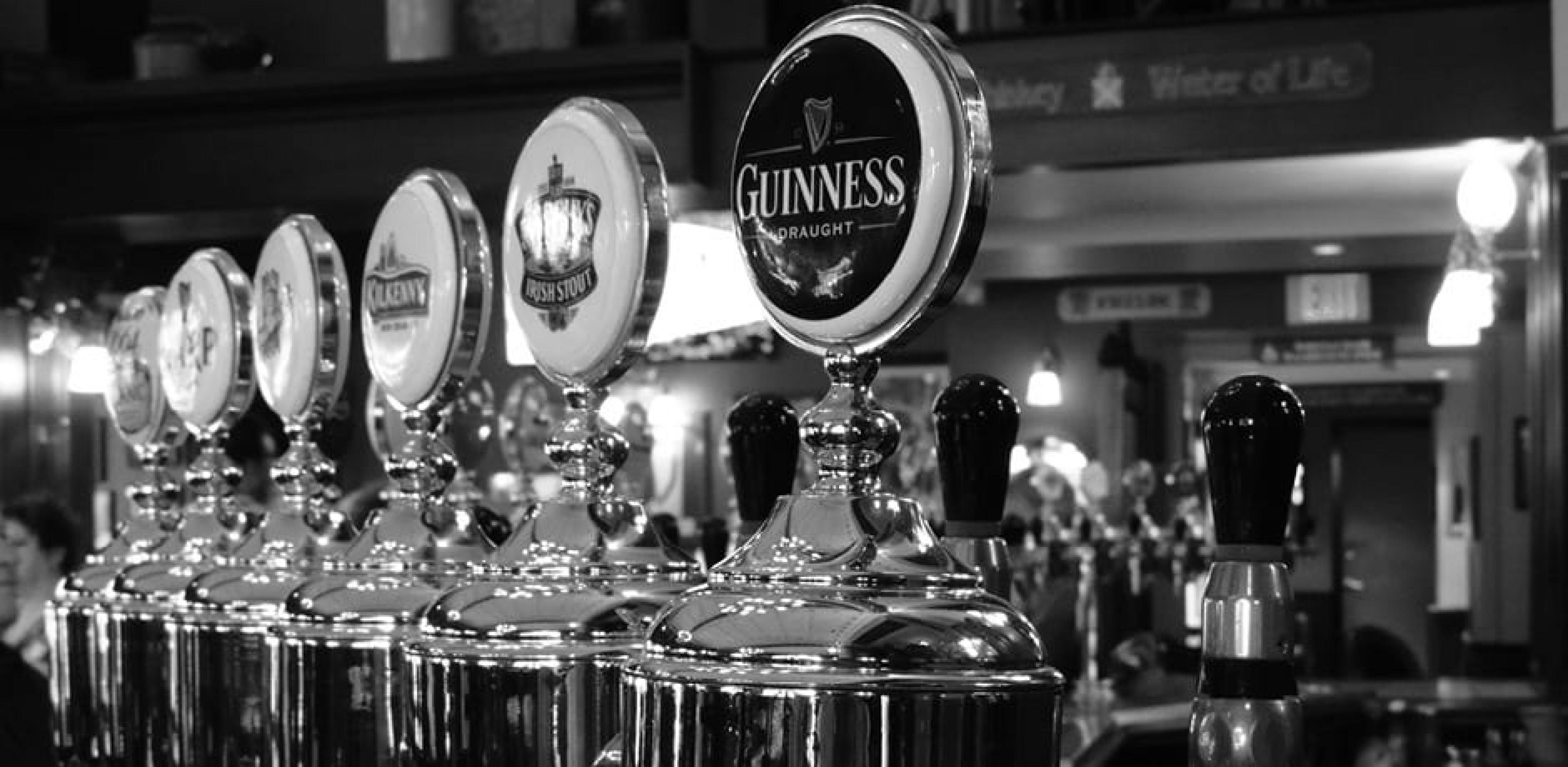 best pubs in dublin guinness beer draught taps