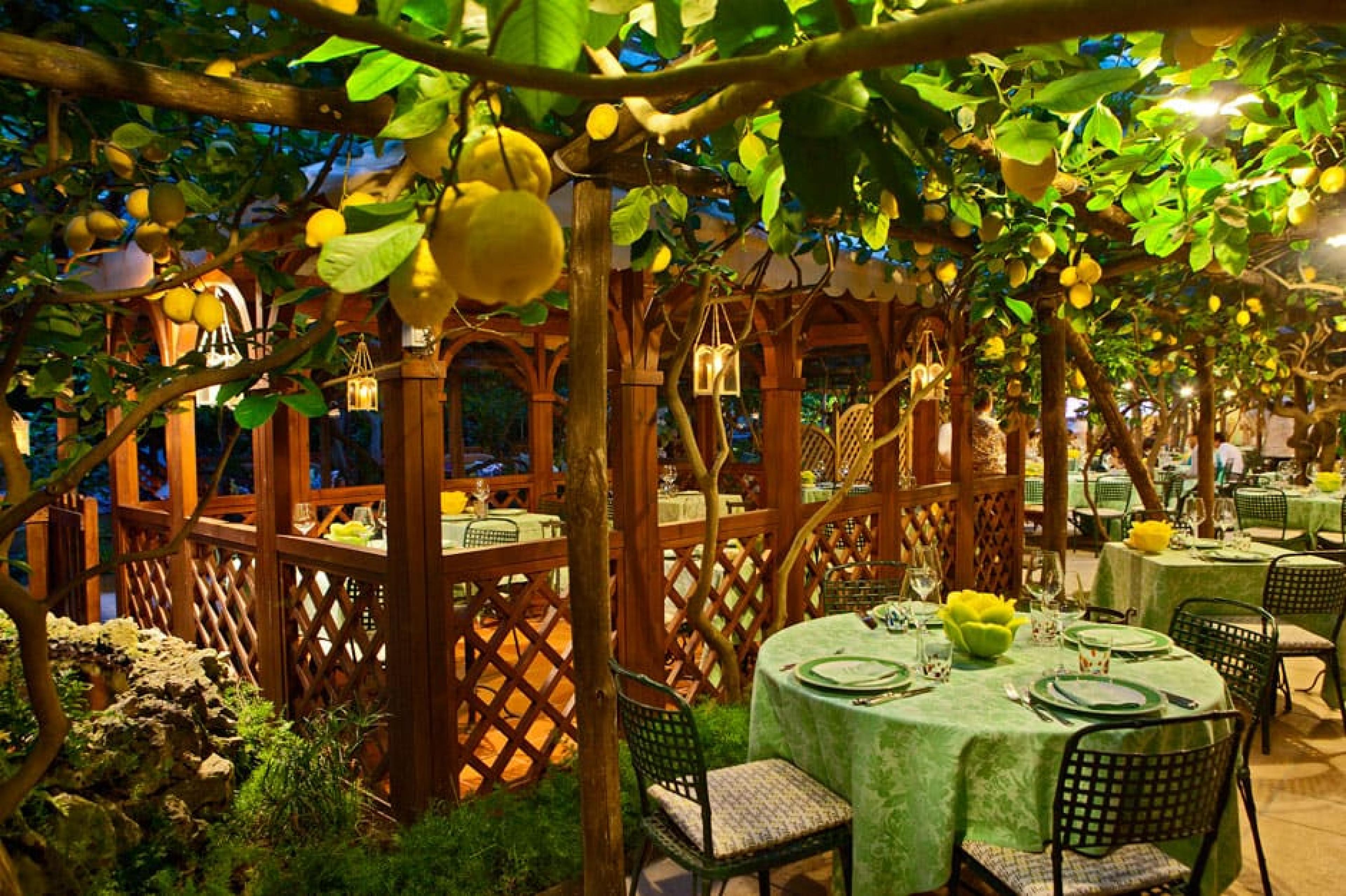 Dinning Area at Da Paolino, Capri, Italy